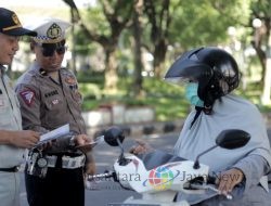 Satlantas Polres Gresik dan Jasa Raharja Sosialisasikan Keselamatan Berlalu Lintas