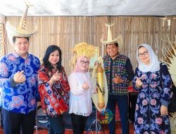 Pj. Ketua Dekranasda Isye Ajak Kolaborasi Pengrajin Jatim