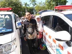 Wali Kota Surabaya Resmikan Layanan “1 Kelurahan 1 Ambulans” untuk Pelayanan Kesehatan Gratis