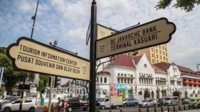 Kursi Besi Kota Lama Surabaya Ditemukan Setelah Raib