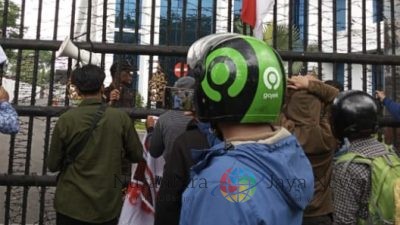 SMP-SU Gelar Unjuk Rasa, Ahmad Azrai ‘Kejatisu Jangan Tutup Mata’