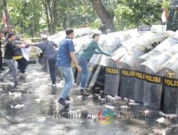 Polrestabes Surabaya Gelar Simulasi Pengamanan di Kantor KPU Jelang Pilkada 2024