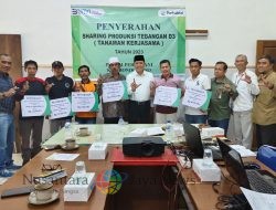 Perhutani KPH Bondowoso Serahkan Shering Hasil Produksi Sengon Laut kepada Investor dan LMDH