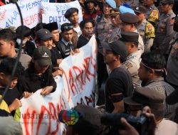 Kapolres Kediri Kota Ucapkan Terima Kasih Kepada Masa Aksi Telah Menjaga Kondusifitas