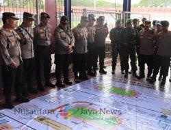 Ratusan Personel Gabungan Amankan Pertandingan BRI Liga 1 di Stadion Brawijaya Kediri