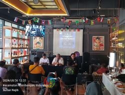 MAKI Jatim Gelar Konferensi Pers, Desak Tindakan Tegas Pemerintah dan KPU Terkait Peringatan Darurat Mandat RI – 00
