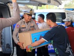 Satlantas Polres Gresik Gelar Bakti Sosial Rayakan HUT ke-69 mulai donor darah hingga bagikan air bersih