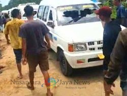 Mencekam!!, Geng Motor Beraksi di Selambo Lukai Dan Rusak Angkot