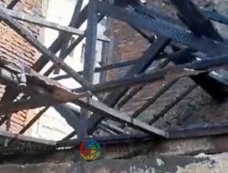 Kebakaran Kos-Kosan di Semolowaru, Enam Unit Pemadam Dikerahkan