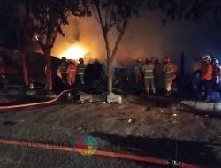 7 Stan di Jl. Kenjeran Surabaya Terbakar, Diduga Karena Kelalaian saat Memasak