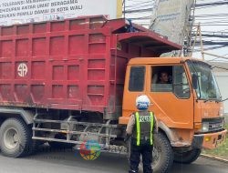 Satlantas Polres Gresik Tindak Puluhan Truck di Jalur Utara