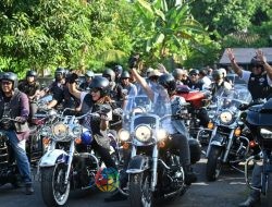 KPU Bali Sosialisasikan Pilkada Serentak 2024 Melalui Event Ride Music for Democracy