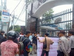Puluhan Pemuda dan Mahasiswa Gelar Aksi di Kejati Sumut, Tuntut Penyelidikan Dugaan Korupsi Pekerjaan Jalan di Deli Serdang