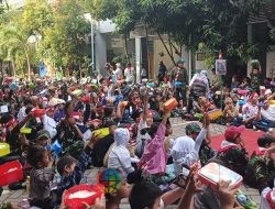 “Semarak Hari Pahlawan di SDN Rangkah 1 Surabaya, Kirab Kostum dan Seni Budaya Bangkitkan Semangat Nasionalisme”