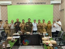 “Kejaksaan Bondowoso dan Perhutani Gelar Sosialisasi Penyelesaian Konflik Lahan Hutan RPH Curahdami”