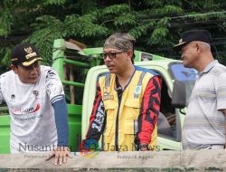 Plt Bupati Sidoarjo Subandi Turun Langsung Atasi Banjir