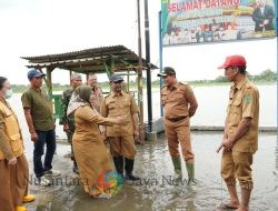 Sidak Lokasi Banjir, Plt Bupati Sidoarjo Subandi Pastikan Penanganan yang Baik