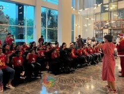 Swiss-Belinn Airport Surabaya Sambut Musim Liburan dengan Christmas Lighting Bersama Panti Asuhan St. Beatrix