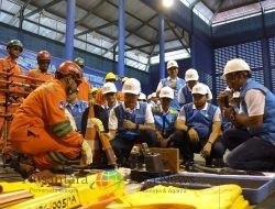 Pastikan Layanan Prima, PLN Icon Plus Bersama PLN UID Jatim Gelar Apel Siaga Kelistrikan Natal 2024 & Tahun Baru 2025