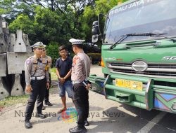 Satlantas Polres Gresik Gelar Pengendalian Operasional Kendaraan Barang, Jamin Kelancaran Lalu Lintas Selama Nataru