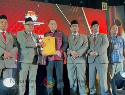 Eri Cahyadi dan Armuji Resmi Ditetapkan sebagai Wali Kota dan Wakil Wali Kota Surabaya