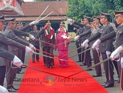 Kapolres Dompu,Pimpin Upacara Pelepasan Purna tugas Wakapolres & 2 Perwira Di Mapolres Dompu