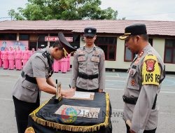 Kapolres Dompu Pimpin Upacara Pelantikan dan Sertijab Wakapolres dan Kasat Lantas