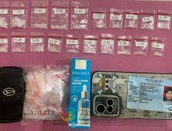 Polisi Gerebek Rumah Pengedar Sabu di Jambangan, 3,7 gram Narkotika Disita