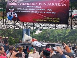 Aktivis Jaringan Anti Rasuah Jatim Demo di Polda Jatim, Desak Penetapan Tersangka Dugaan Korupsi PEN di Sampang