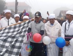HUT Ke-1142 Desa Adat Kintamani: Perkuat Kebersamaan Tiga Agama Melalui Jalan Santai