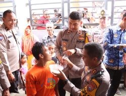 Bentuk Kepedulian, Kapolres Gresik Bersama Ipda Purnomo Bantu Rehabilitasi Warga dengan Gangguan Jiwa