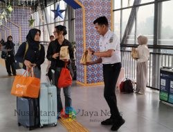 Daop 8 Surabaya Siapkan Takjil Gratis bagi Penumpang Selama Angkutan Lebaran 2025