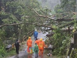 PLN Imbau Masyarakat Waspada Cuaca Ekstrem Jelang Nyepi dan Idul Fitri