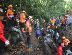10 Korban Tewas Longsor di Pacet Termasuk 7 Orang Dalam Satu Keluarga