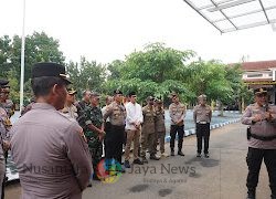Kapolres Bangkalan Berikan Arahan Terkait Pengamanan Haul 1 Abad KH Kholil