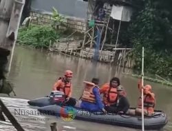 Perempuan Paruh Baya Diduga Bunuh Diri Lompat ke Sungai Kalimas di Driyorejo Gresik, Pencarian Masih Berlangsung