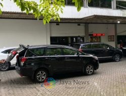 KPK Geledah Kantor KONI Jatim, Bawa Dua Koper Diduga Bukti Terkait Kasus Dana Hibah Kusnadi
