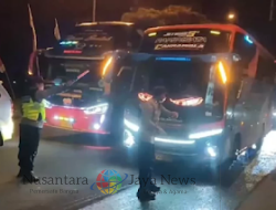 Aturan Laga Tandang Tanpa Suporter, Polres Bangkalan Paksa Putar Balik 6 Bus Suporter Persija yang Hendak ke SGB