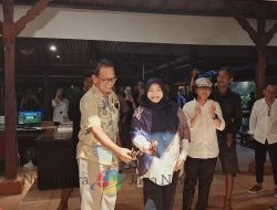 Pameran Seni Rupa “Reflection” Kolaborasi Antara Santrian Art Gallery dengan Jago Tarung Yogyakarta