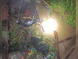 Ibu dan Anak Diduga Hanyut Terseret Banjir di Samar Tulungagung, Motor Ditemukan di Bawah Jembatan