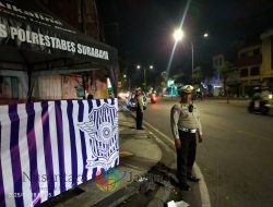 Kanitlantas Polsek Simokerto Pimpin Patroli Antisipasi Konvoi Anarkis di Anniversary Bonek ke-98