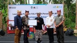 “Program Pendidikan Tanggung Jawab Sosial Lingkungan UIP JBTB _Keaksaraan Kampoeng Batara Papring Banyuwangi”