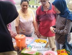 Isi Liburan Sekolah, Anak Panti Asuhan Aisyiyah 1 Surabaya Jual Jajanan Sehat Olahan Sendiri