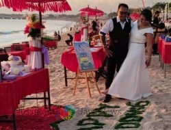 Intimate Wedding Ala Melati Bali Cafe Hadirkan Sunset yang Memukau dan Tarian Bali
