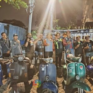 Cangkrukan Ngopi Bareng Satlantas Tanjung Perak dan Komunitas Vespa, Bangun Kesadaran Lalu Lintas Lewat Pendekatan Humanis