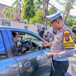 Hari Kedua Operasi Patuh Semeru 2025, Satlantas Sampang Tilang 97 Kendaraan dan Bagikan Edukasi ke Pengendara