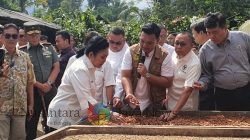 Kepala Barantin dan Komisi IV DPR RI Tinjau Produk Kakao Ekspor Asal Tabanan