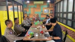 Polantas Menyapa : Polres Pelabuhan Tanjung Perak Ajak Komunitas Forum Komunitas Pelabuhan Roro Jadi Pelopor Tertib Berlalu Lintas
