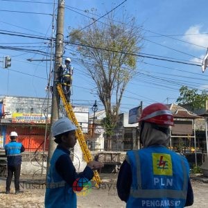 Kolaborasi PLN Icon Plus Jatim dan ULP Kediri Kota, Wujudkan Penataan Infrastruktur Telekomunikasi yang Aman dan Handal