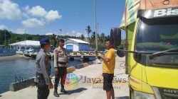 Satpolairud Polres Dompu Intens Laksanakan Pengamanan Bongkar Muat Barang Di Pelabuhan Calabai
